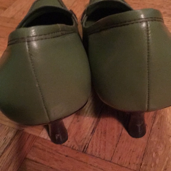 Shoes - Picture 3 of 3